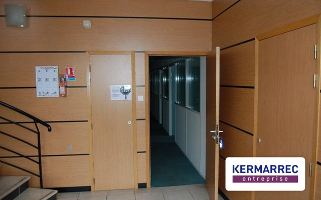 location Bureaux 93.00 m²
