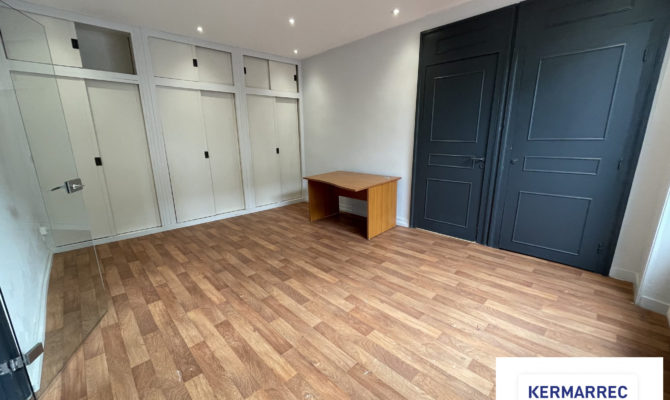 location Bureaux 80.00 m²