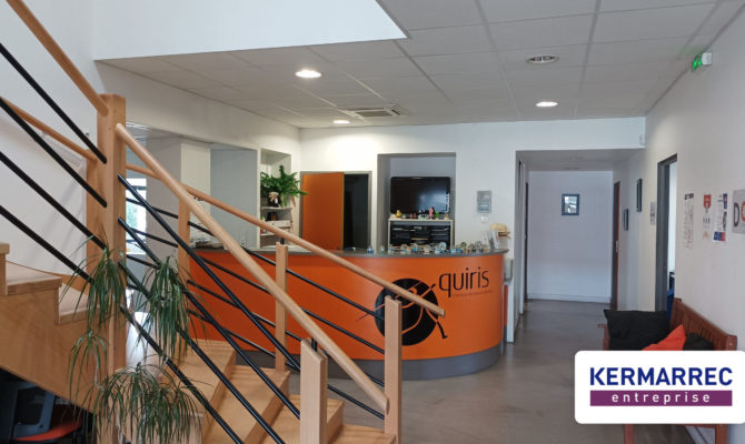 location Bureaux 612.00 m²