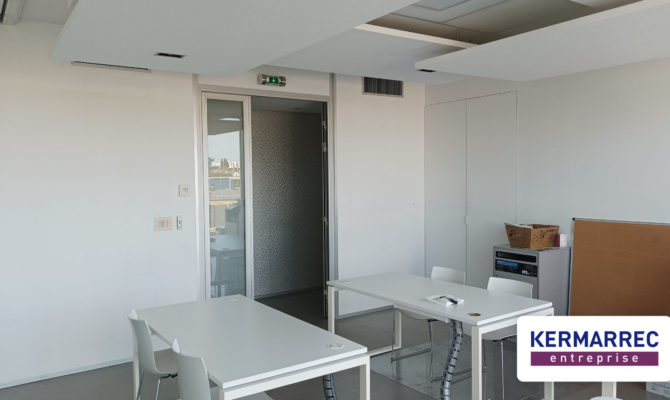 location Bureaux 380.00 m²
