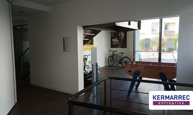 location Bureaux 652.00 m²