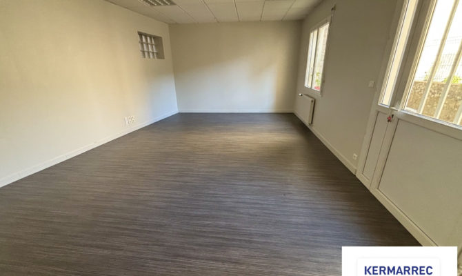 location Bureaux 138.00 m²