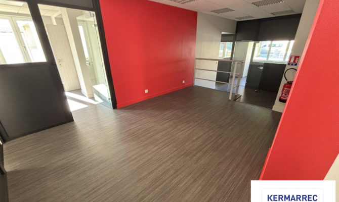 location Bureaux 138.00 m²