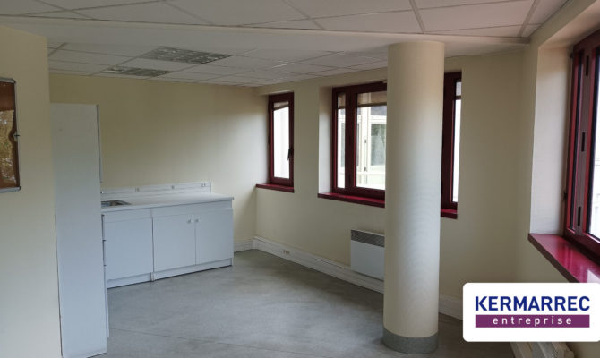 location Bureaux 113.00 m²