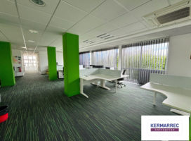 location Bureaux 268.00 m²  