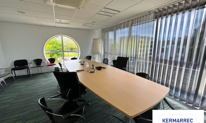 location Bureaux 268.00 m²