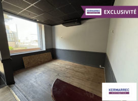 location Local Commercial 78.00 m² Vannes 56