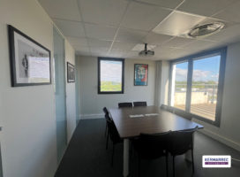 achat Bureaux 149.00 m² Saint-Herblain 44
