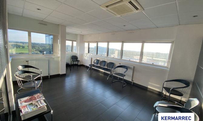 achat Bureaux 100.00 m²