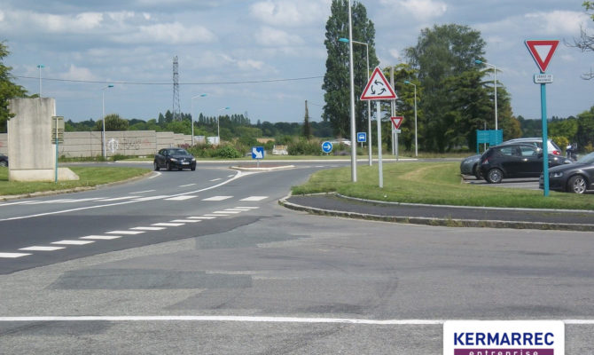 achat Local d'activité 980.00 m²