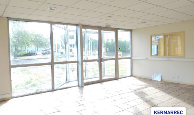 achat Local d'activité 470.00 m²