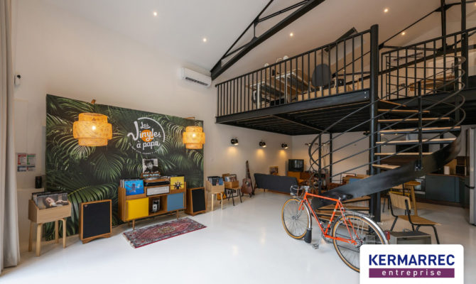 location Bureaux 130.00 m²