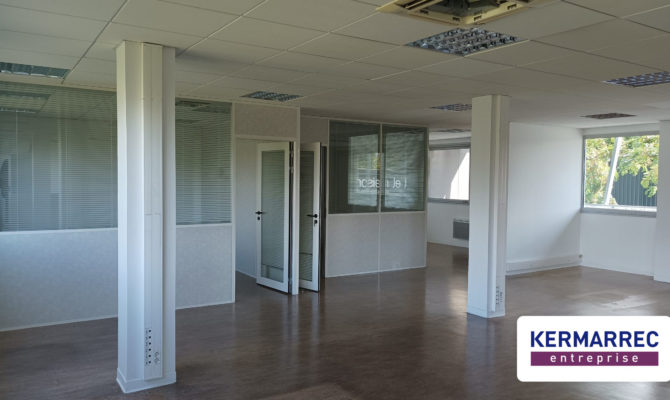 location Bureaux 155.00 m²