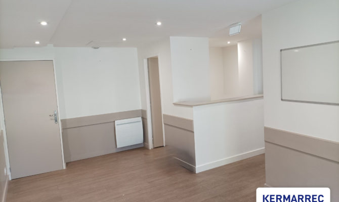 location Bureaux 94.70 m²