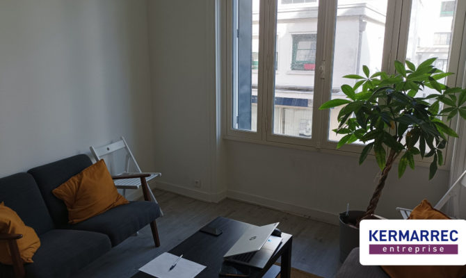 location Bureaux 145.00 m²