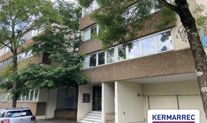 location Bureaux 680.00 m²