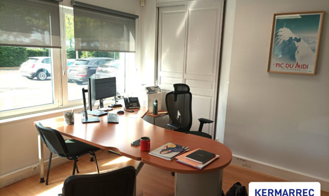 achat Bureaux 100.00 m²