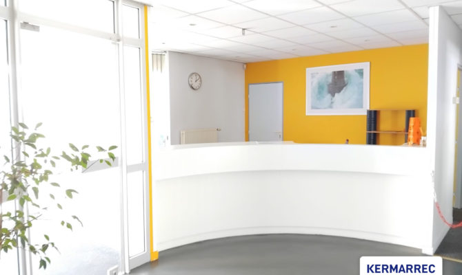 location Local d'activité 980.00 m²