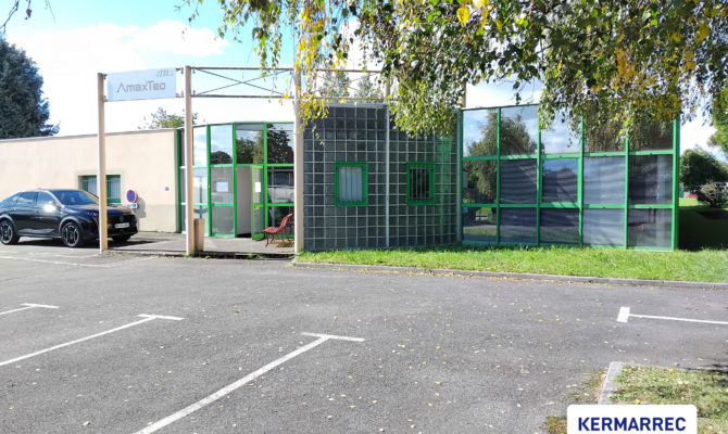 achat Local d'activité 980.00 m²