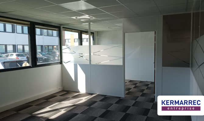 location Bureaux 169.00 m²