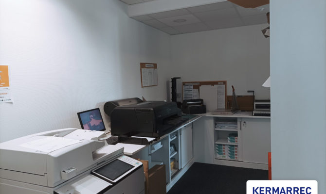 location Bureaux 155.00 m²