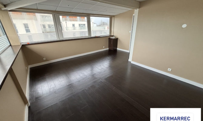 location Bureaux 113.00 m²