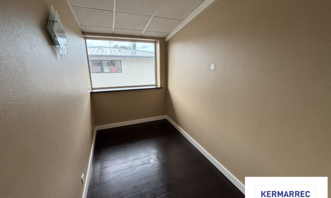 location Bureaux 113.00 m²