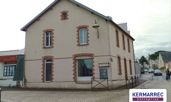 achat Bureaux 143.00 m²