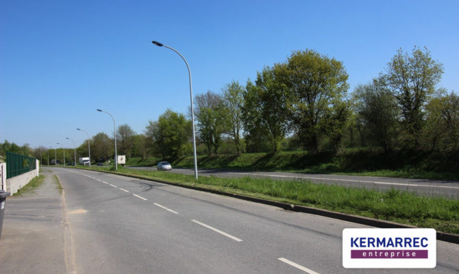 location Local d'activité 400.00 m²