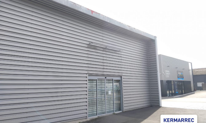 location Local d'activité 645.00 m²