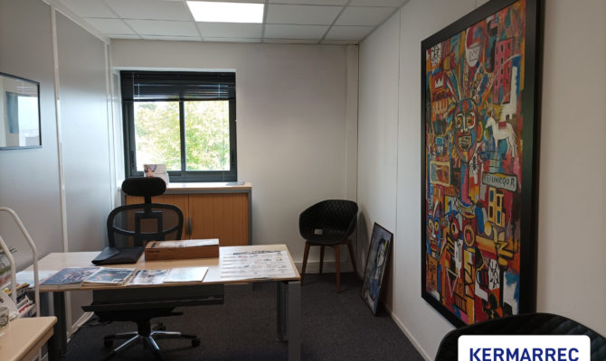 location Bureaux 148.00 m²