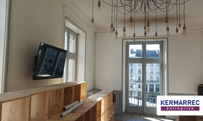 location Bureaux 144.00 m²