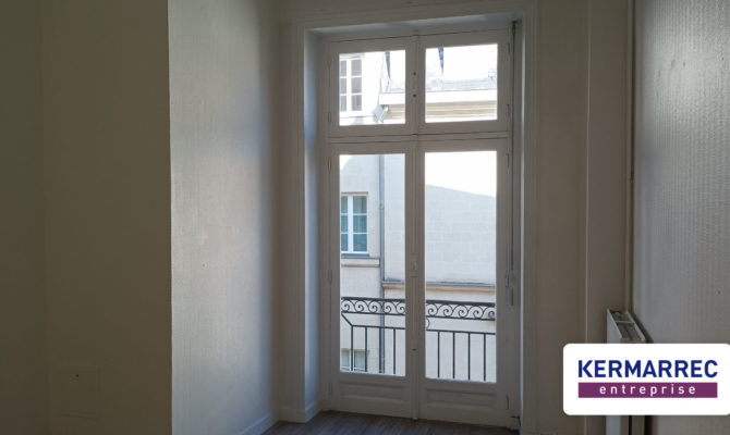 location Bureaux 144.00 m²