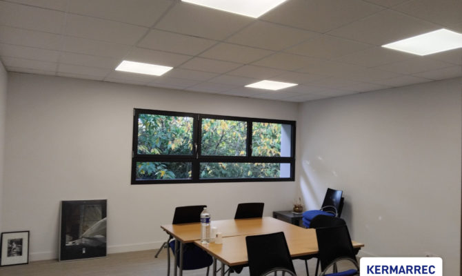 location Local d'activité 580.00 m²