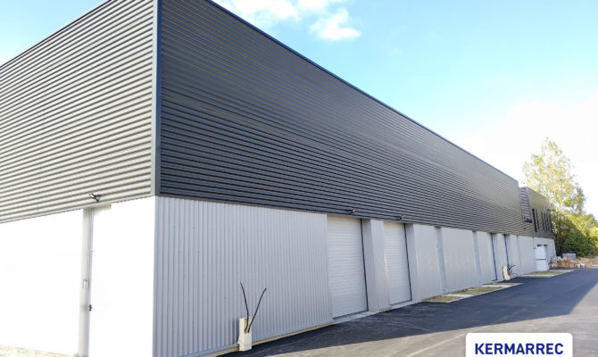 location Local d'activité 340.00 m²