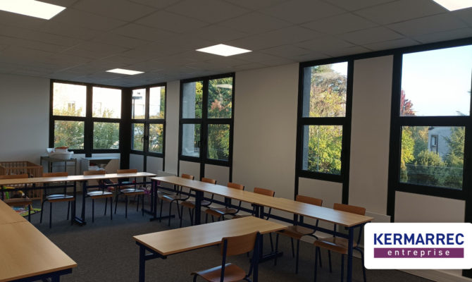 location Bureaux 243.00 m²