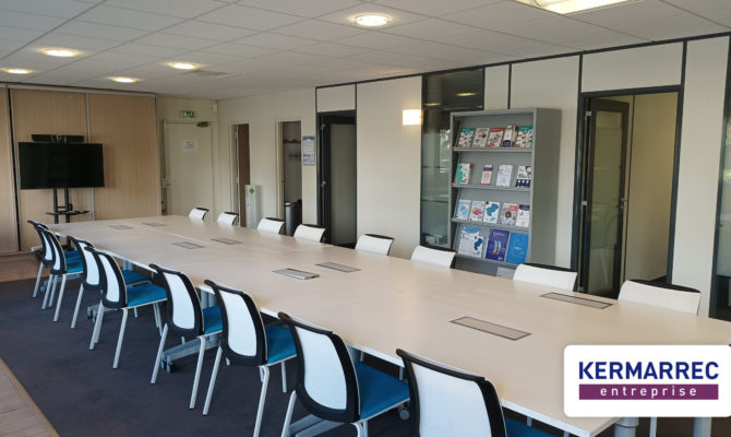 location Bureaux 130.00 m²