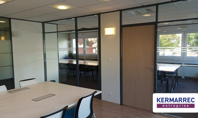 location Bureaux 130.00 m²