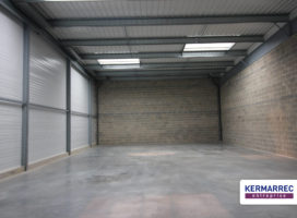 location Local d'activité 300.00 m² La Mézière 35