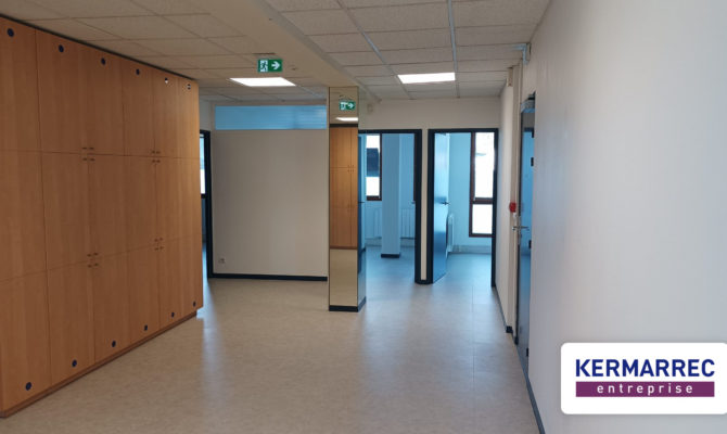 location Bureaux 258.00 m²