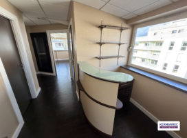 location Bureaux 113.00 m² Séné 56