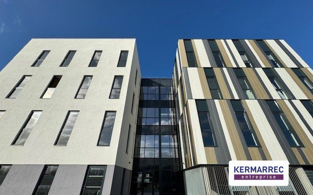 achat Bureaux 139.00 m²