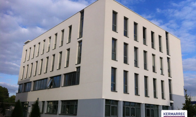 achat Bureaux 133.00 m²