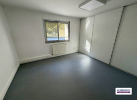 location Bureaux 120.00 m² Vannes 56
