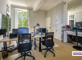 location Bureaux 210.00 m² Nantes 44