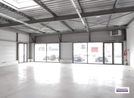 location Local d'activité 430.00 m² La Mézière 35