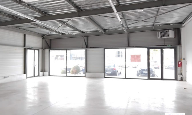 location Local d'activité 430.00 m²