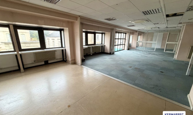 location Bureaux 500.00 m²