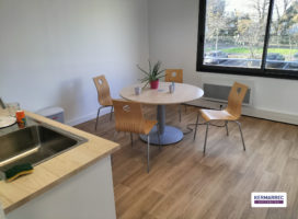 location Bureaux 144.00 m² Orvault 44