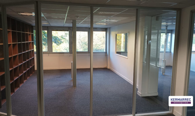 location Bureaux 680.00 m²